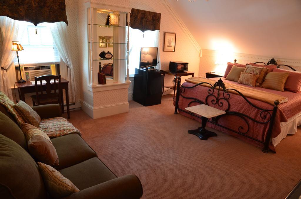 Victoria Inn Хамптън Екстериор снимка