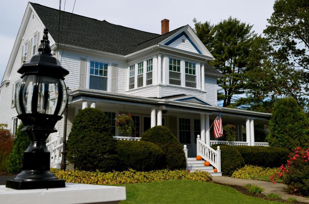 Victoria Inn Хамптън Екстериор снимка